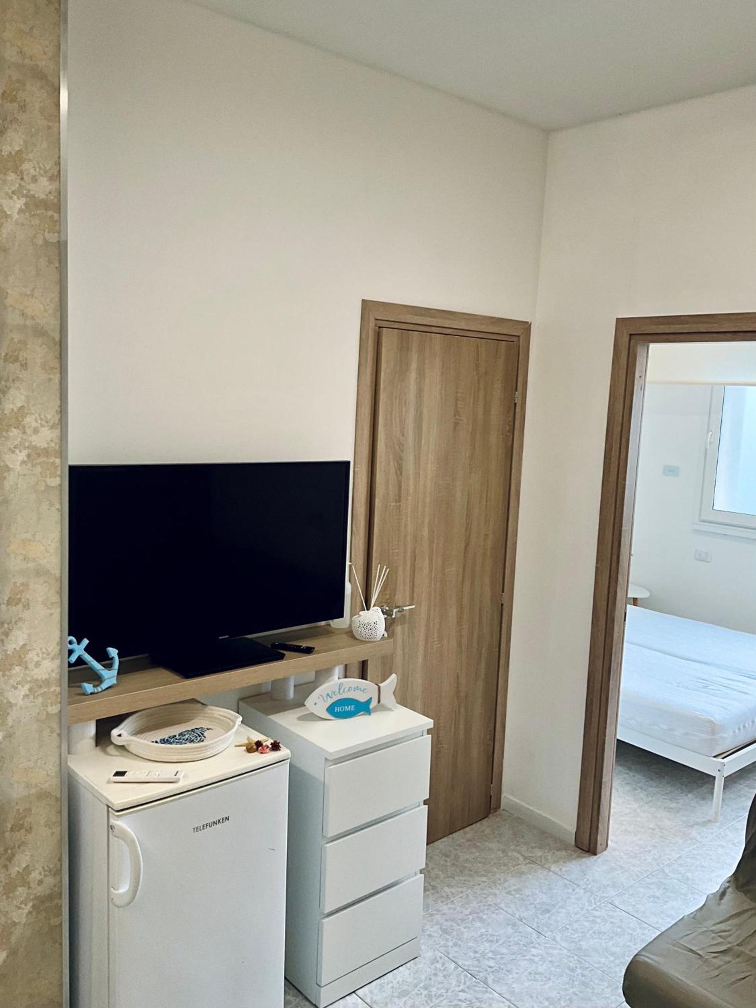 100 Mt Dal Mare - On The Beach - Wifi - Clima Relax For Family Порто-Сан-Джорджо Екстер'єр фото