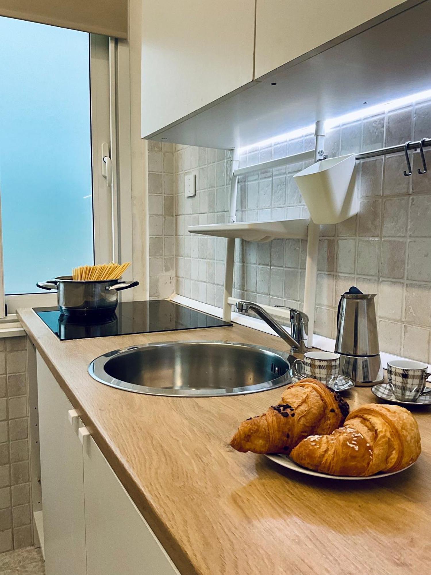 100 Mt Dal Mare - On The Beach - Wifi - Clima Relax For Family Порто-Сан-Джорджо Екстер'єр фото